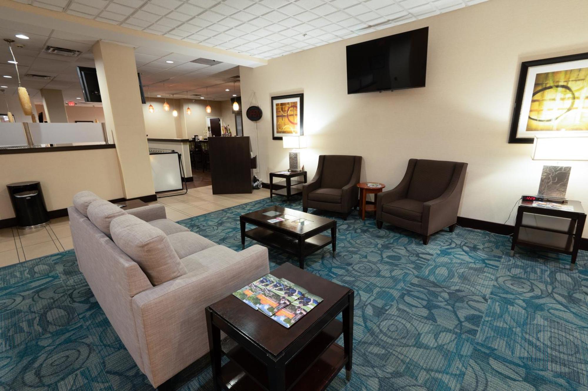 Quality Inn & Suites Downtown Mansfield Eksteriør billede